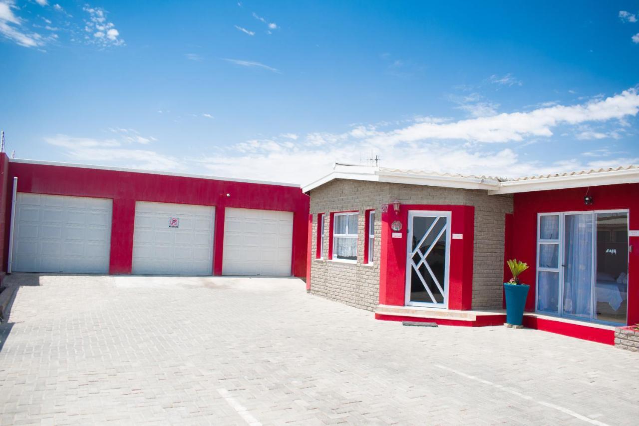 Tina'S Bed And Breakfast Swakopmund Exterior foto